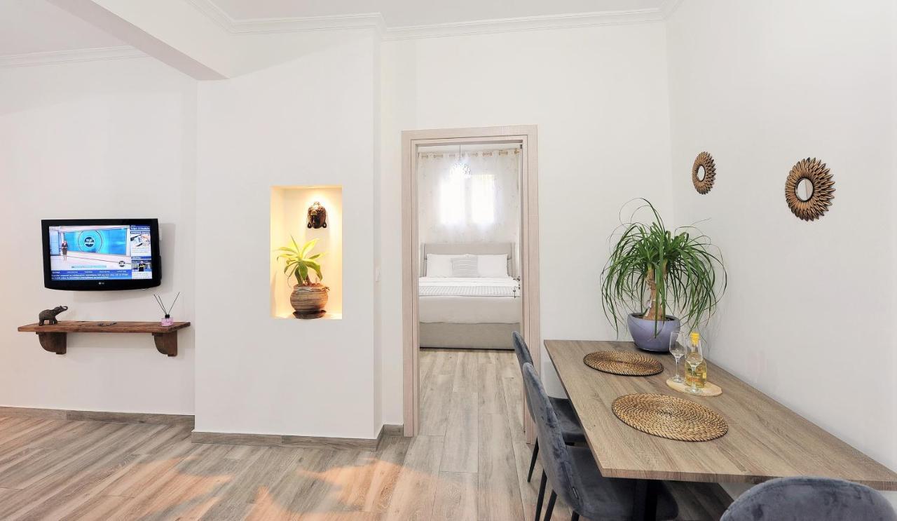 Bella Ciao Guest House Афіни Екстер'єр фото